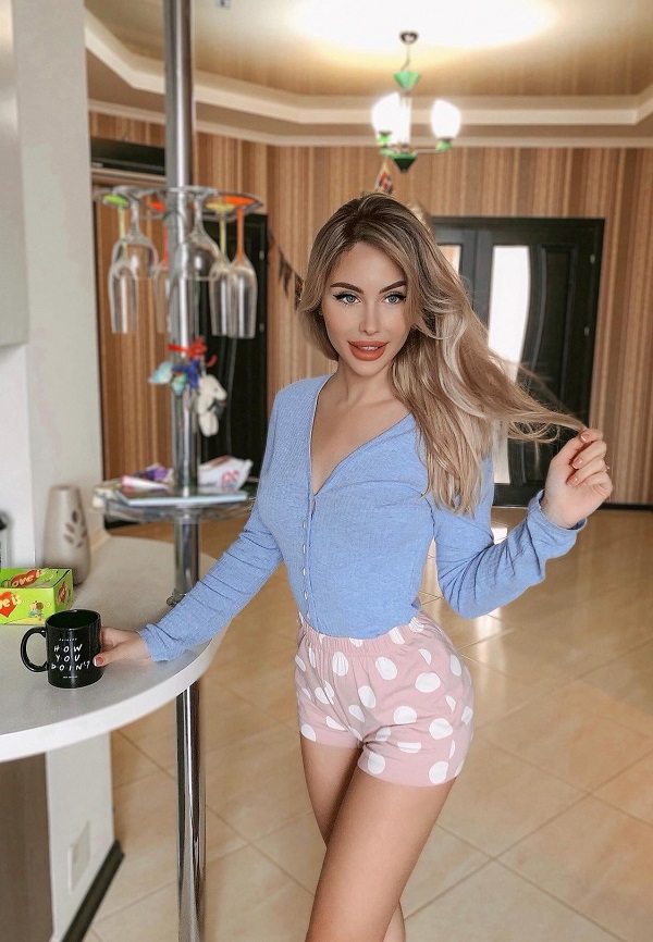 Лана индивидуалка Москвы у метро Таганская новые индивидуалки Москвы